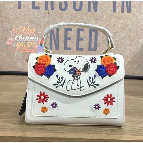 Loungefly Peanuts Snoopy Floral Crossbody Bag - Picture 1 of 5